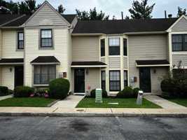 featured image of 34 Cambridge Townhouse Dr