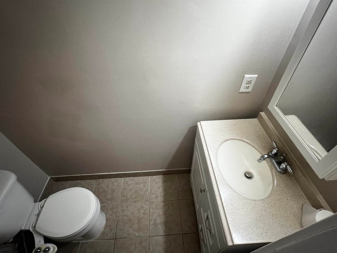 34 Cambridge Townhouse Dr - Photo 5 of 12