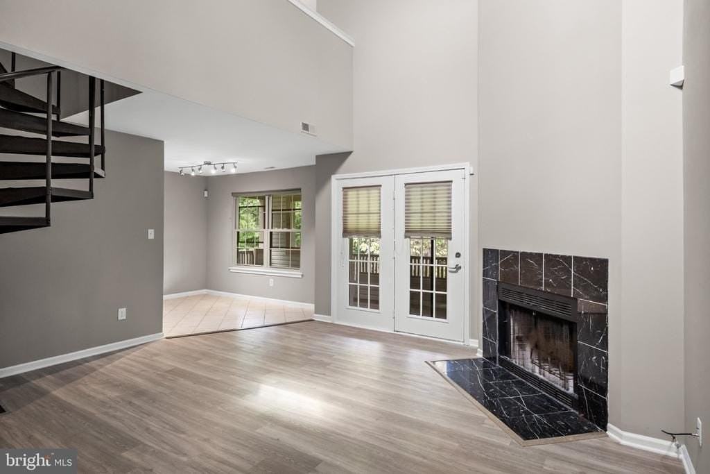 319 Tavistock - Photo 6 of 33