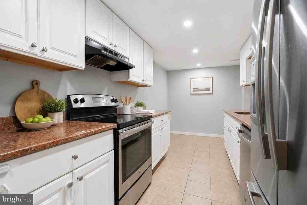 83 Andover Dr - Photo 3 of 10