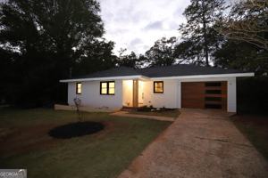 featured image of 404 College Ave