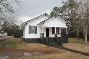 402 Jefferson St - Photo 1 of 1