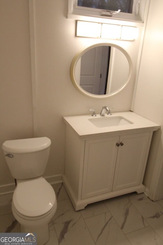 402 Jefferson St - Photo 6 of 10