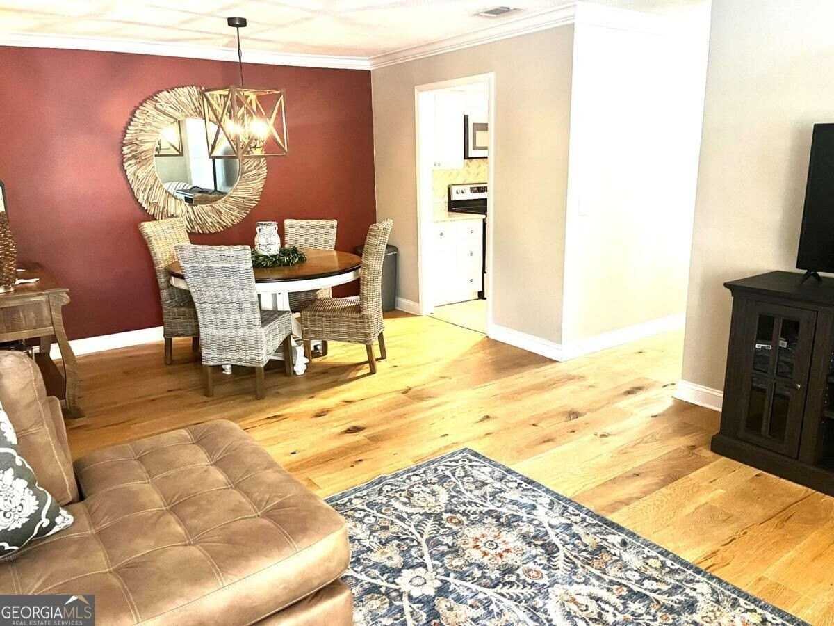 2513 Demere Rd #6 - Photo 6 of 37