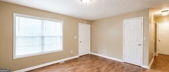 186 S Red Oak Way - Photo 4 of 15