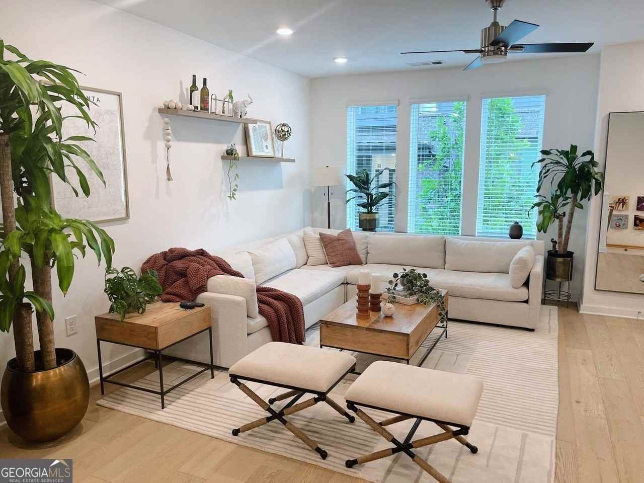 400 Pratt Dr Se - Photo 3 of 19