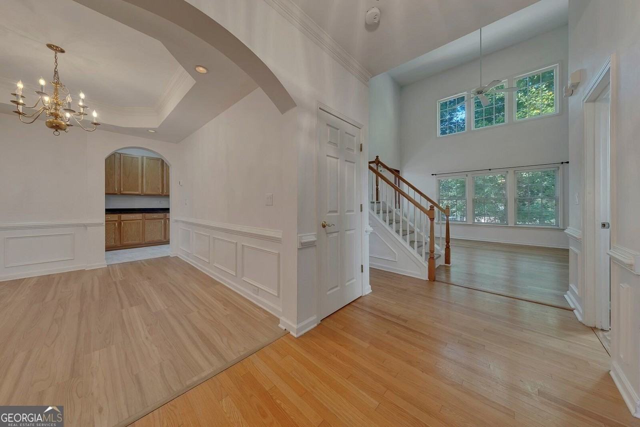 3213 Juniper Dr Nw - Photo 4 of 24