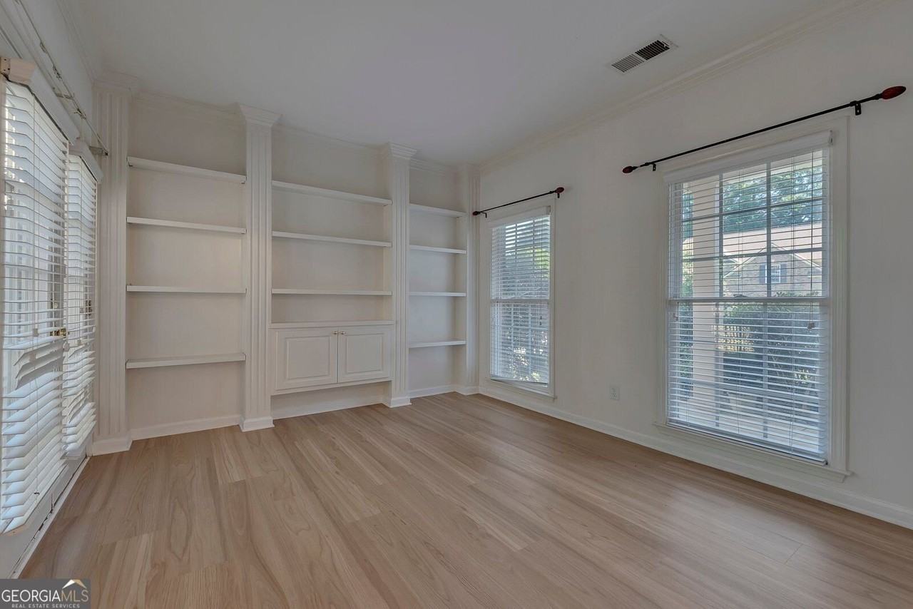 3213 Juniper Dr Nw - Photo 6 of 24