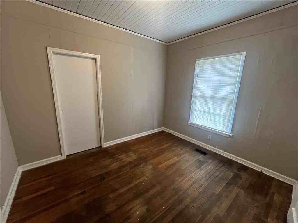 1705 Buck St - Photo 7 of 14