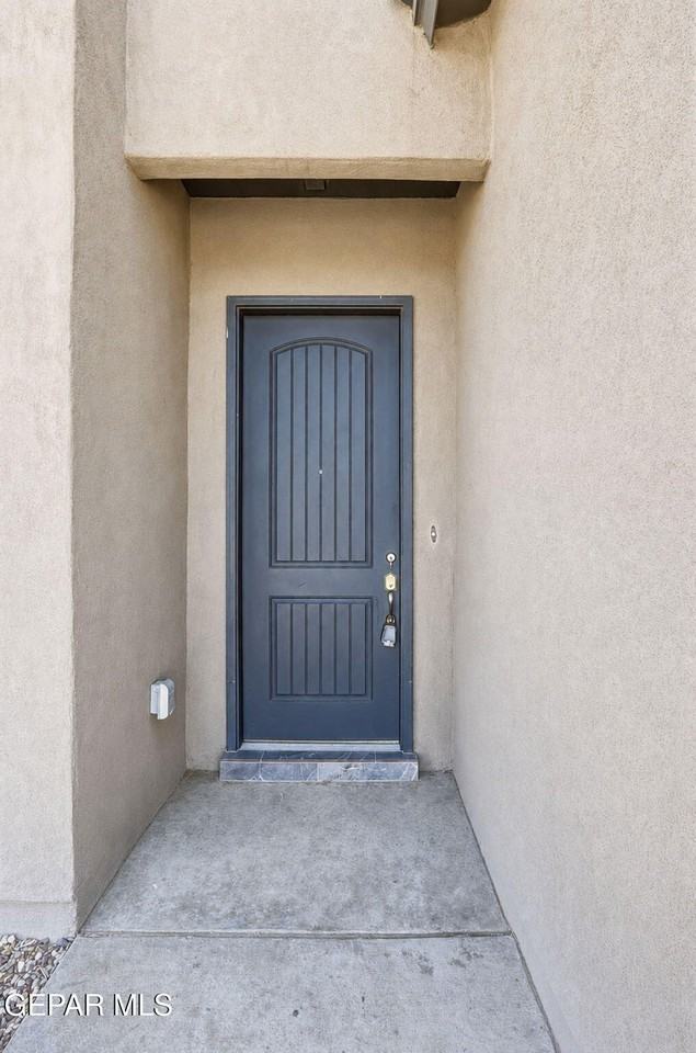 928 Keenland Ave - Photo 4 of 29