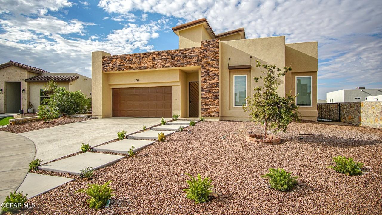 7788 Enchanted Falcon Ln - Photo 3 of 42