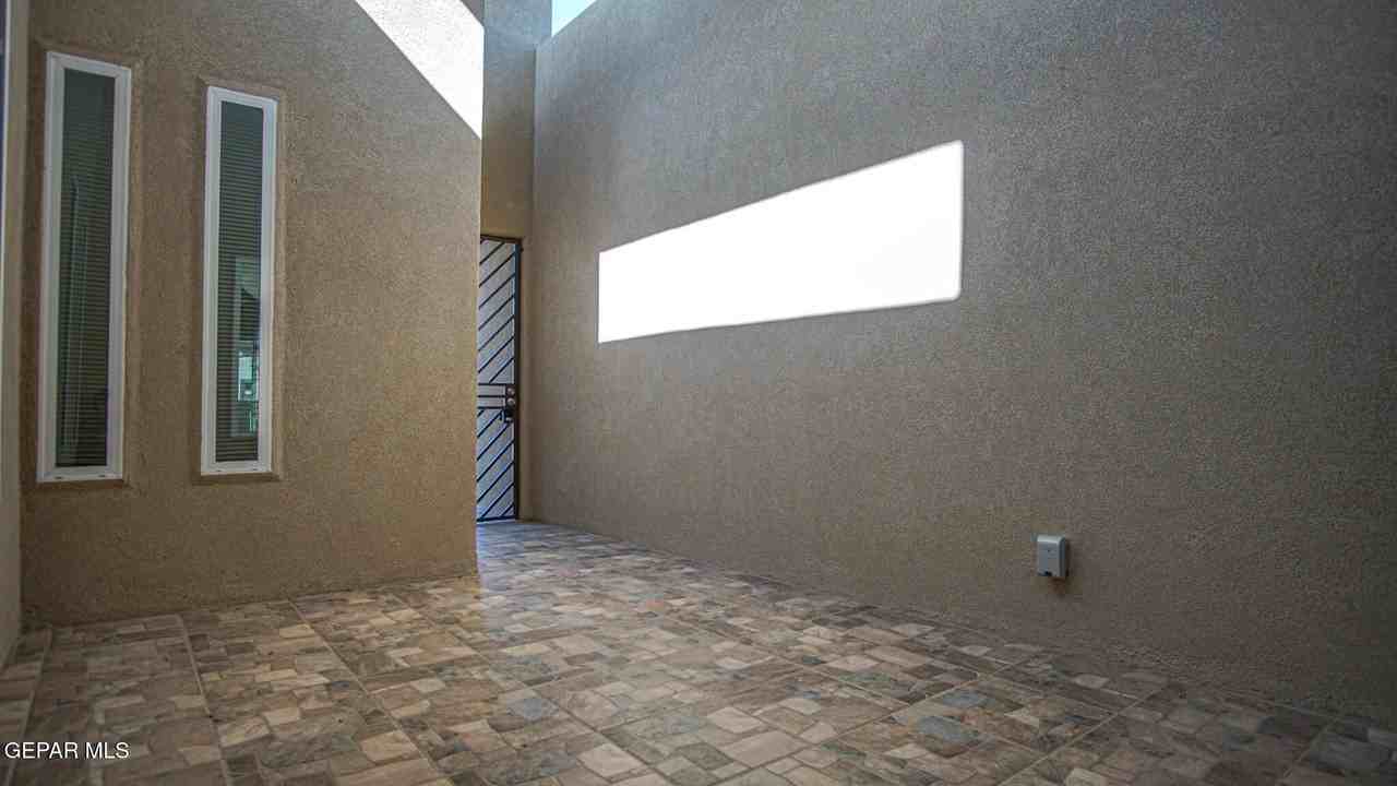 7788 Enchanted Falcon Ln - Photo 5 of 42