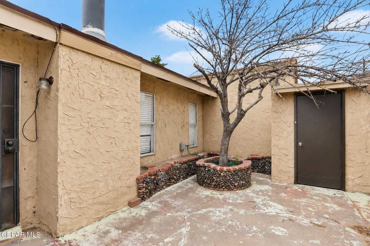 3120 Wayside St #B - Photo 6 of 33