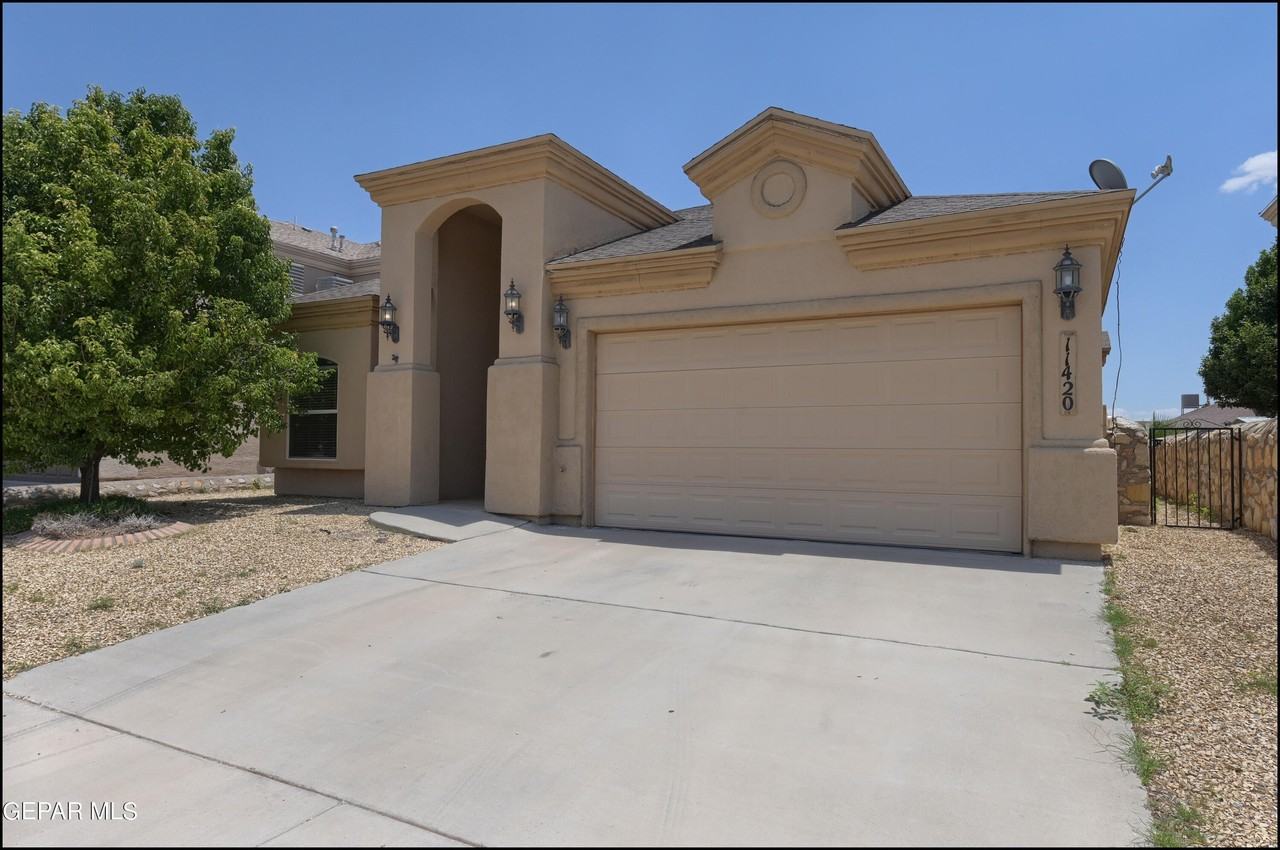 11420 Victor Flores Pl - Photo 4 of 50