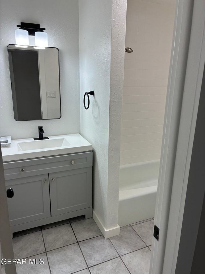 6509 Escondido Dr #A - Photo 3 of 6