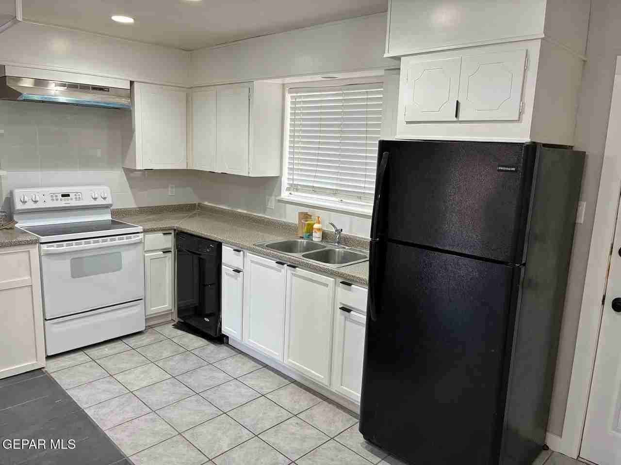 6509 Escondido Dr #A - Photo 4 of 6