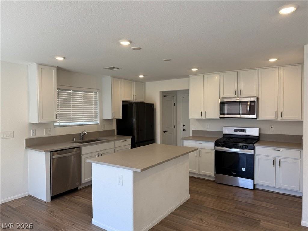 5299 Barcola Ave - Photo 4 of 20