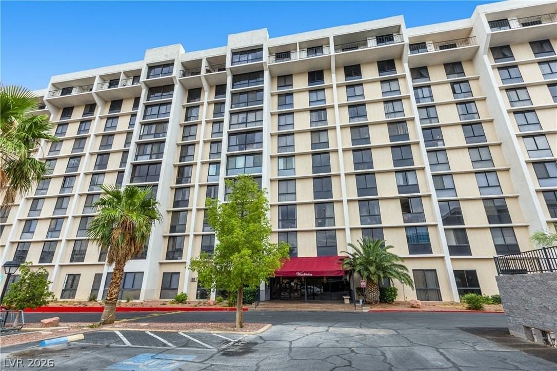 3930 University Center Dr #1001