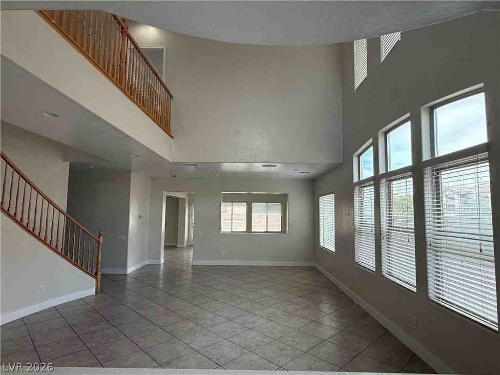 7682 W Diablo Dr - Photo 5 of 24