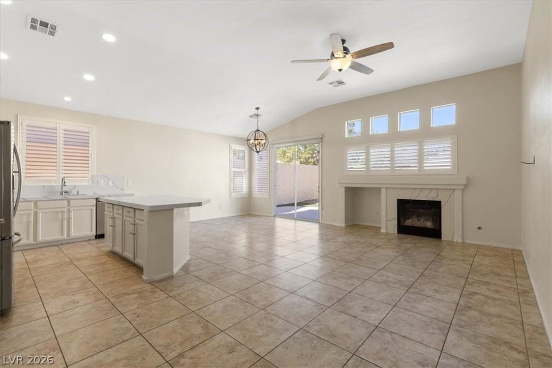 1007 Golden Ridge Ct - Photo 6 of 27