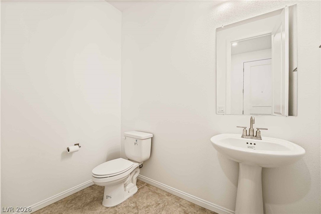 228 Vanhoy Ave - Photo 6 of 15