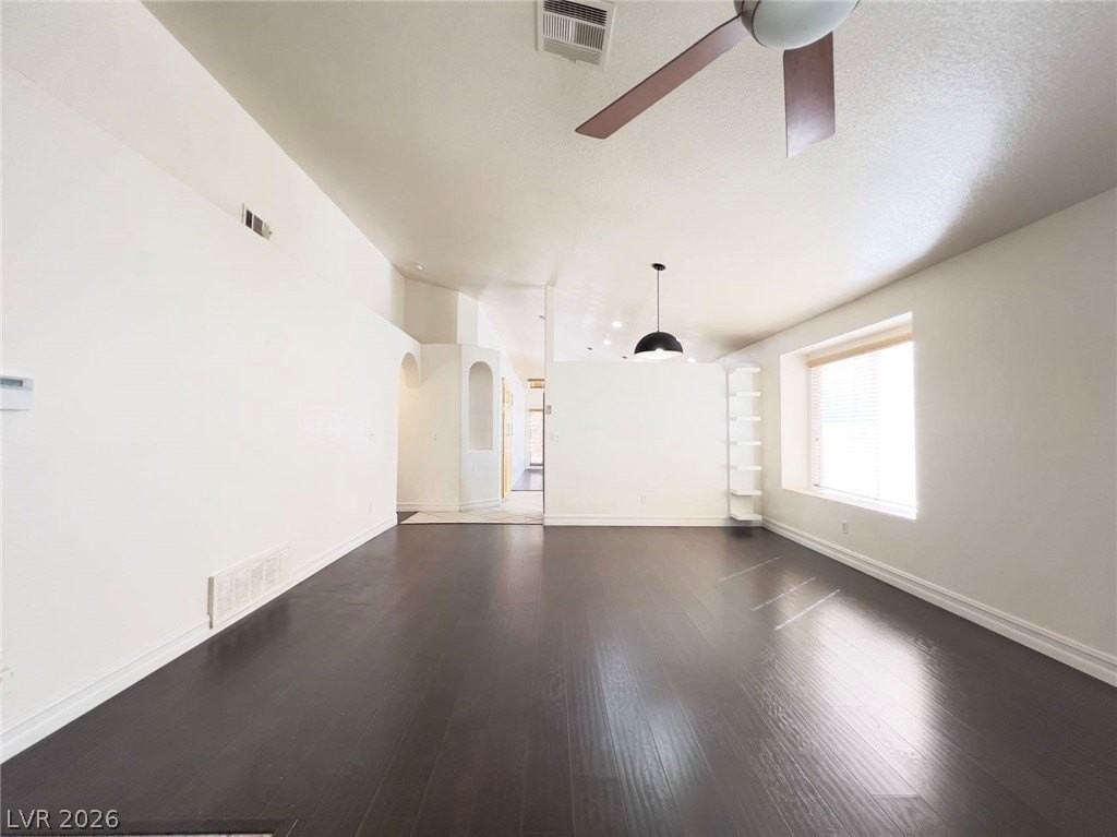 54 Sea Holly Way - Photo 3 of 22