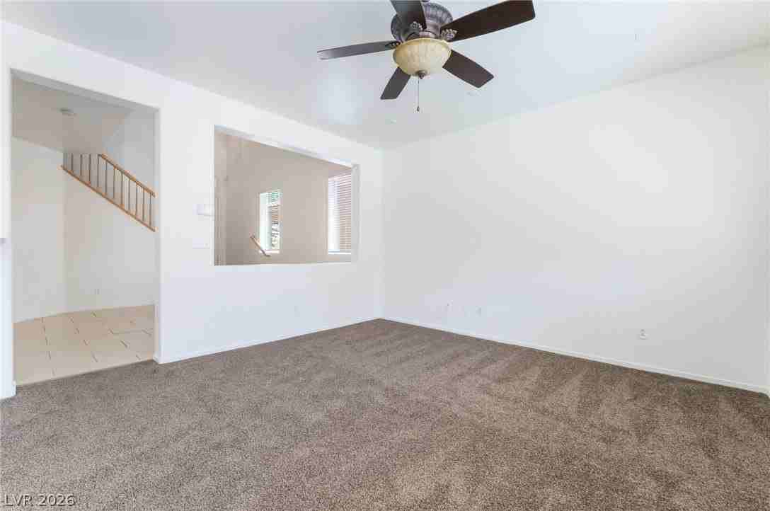 4935 Gingerlyn St - Photo 5 of 24