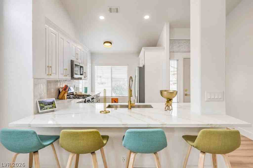 179 Alterra Dr - Photo 7 of 38