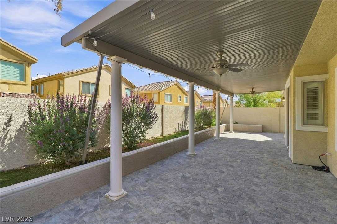 172 Tall Ruff Dr - Photo 2 of 2