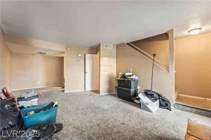 1628 Justin Ct - Photo 2 of 17