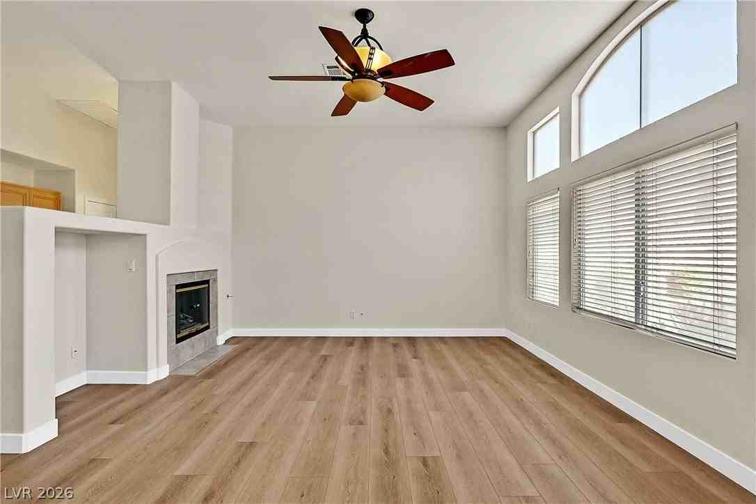 2559 Misty Olive Ave - Photo 4 of 25