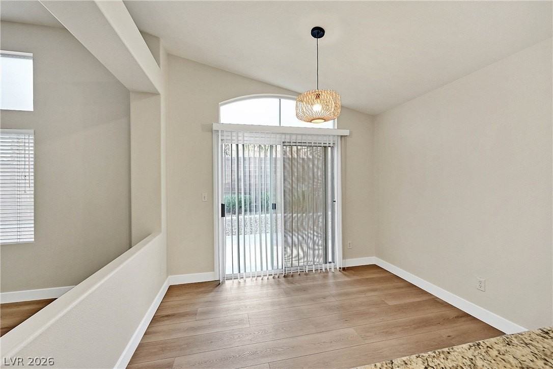 2559 Misty Olive Ave - Photo 6 of 25