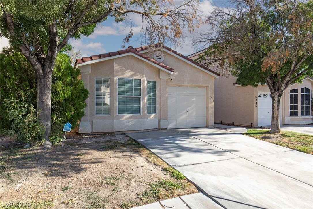 5748 Chisolm Trl - Photo 3 of 28