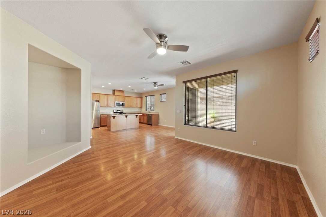 10005 Barengo Ave - Photo 7 of 31