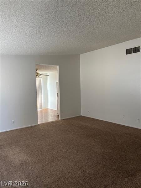449 Ash St - Photo 4 of 11