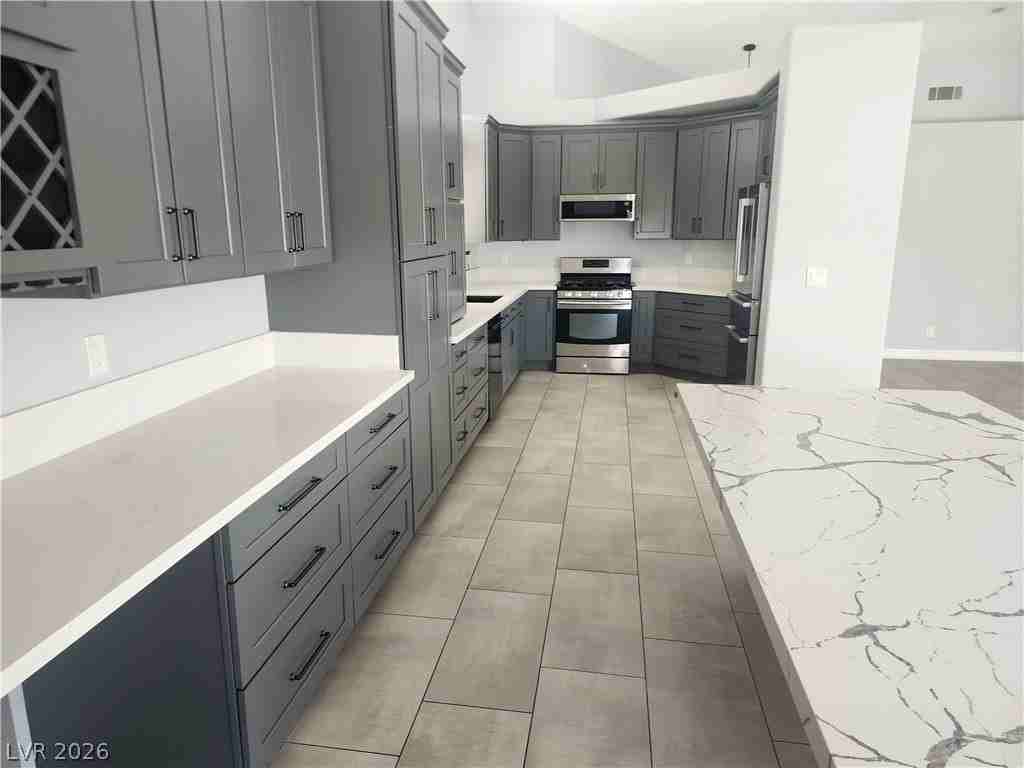 6267 Elvido Ave - Photo 4 of 50