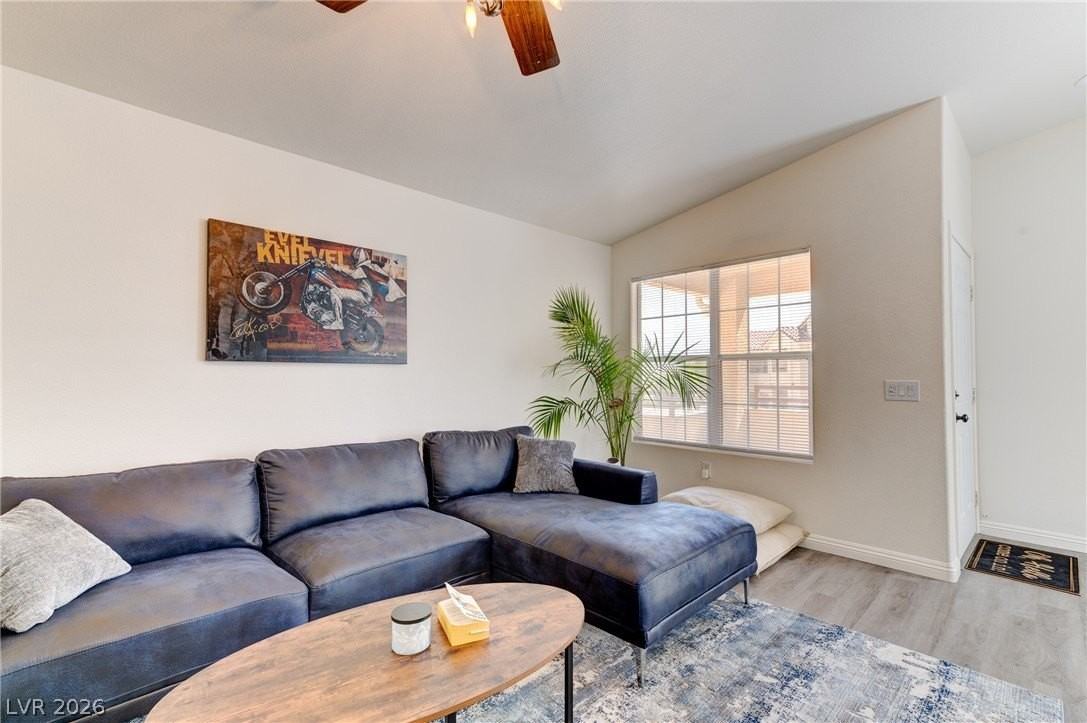 520 Arrowhead Trl #322 - Photo 4 of 14