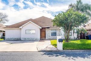 featured image of 408 E Redbud Ave