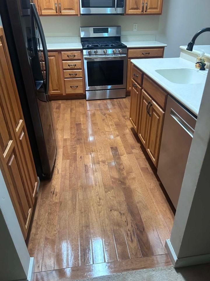 1841 Wexford Cir - Photo 4 of 17