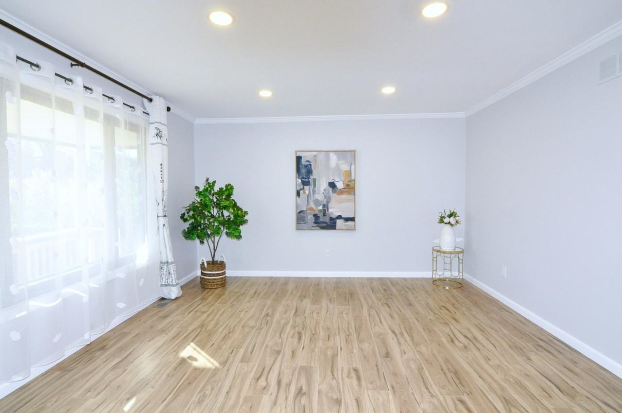 3127 Plymouth Rd - Photo 5 of 37