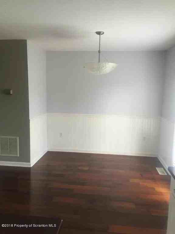 33 Briarwood Way - Photo 3 of 3