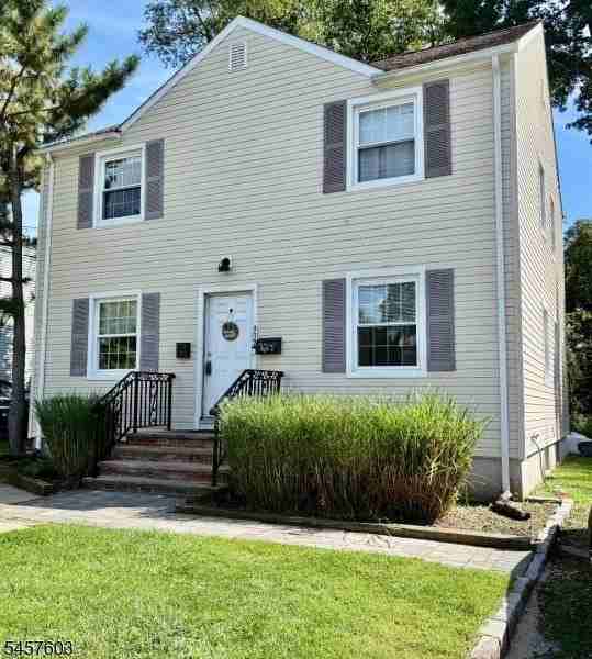 937 South Ave W #1 - Photo 2 of 12