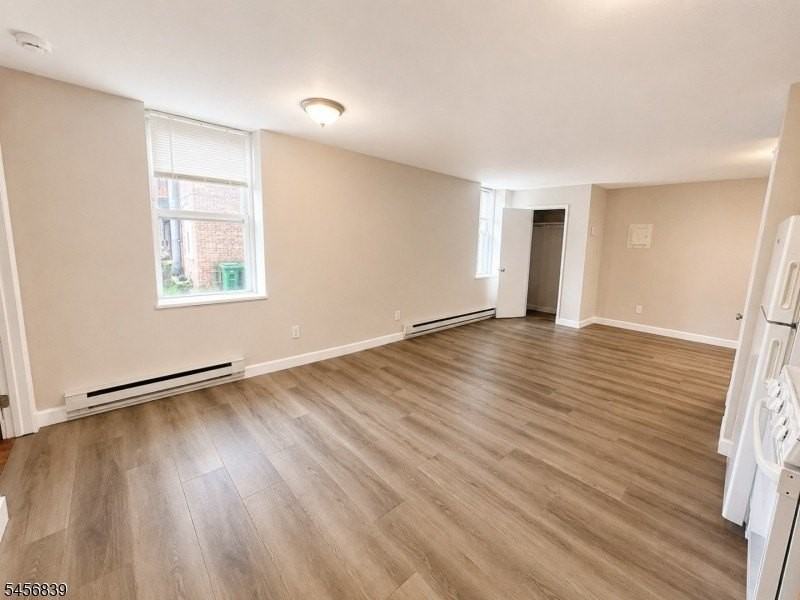 39 Glenridge Ave #2 - Photo 3 of 13