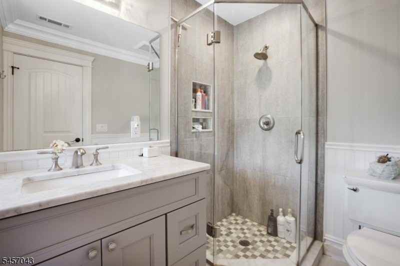51 Mountain Ave - Photo 5 of 29