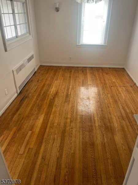 35 Chestnut Ave - Photo 2 of 5