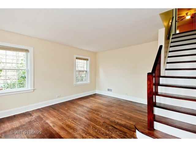 10420 S Ave J - Photo 2 of 10