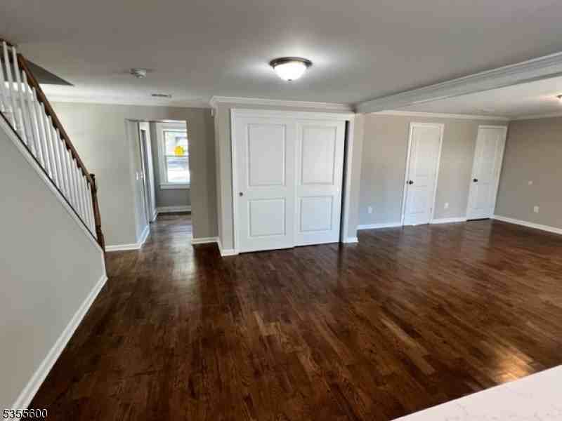 30 Gregory Ave - Photo 4 of 16