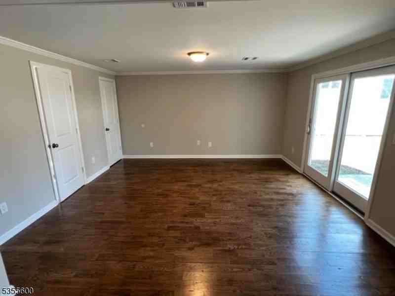30 Gregory Ave - Photo 5 of 16