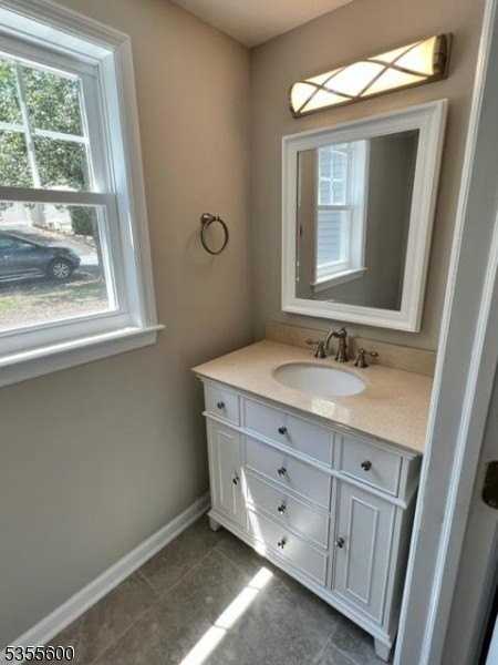 30 Gregory Ave - Photo 7 of 16