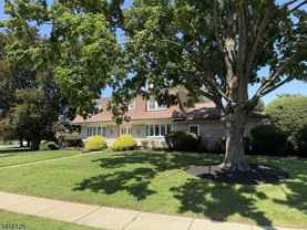 7 Glendale Ln - Photo 1 of 1